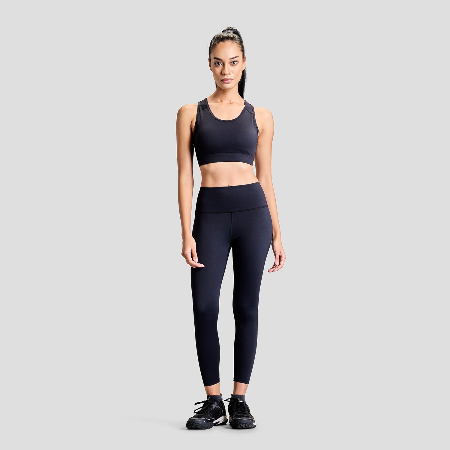 Limitless Womens Sports Bra - Black